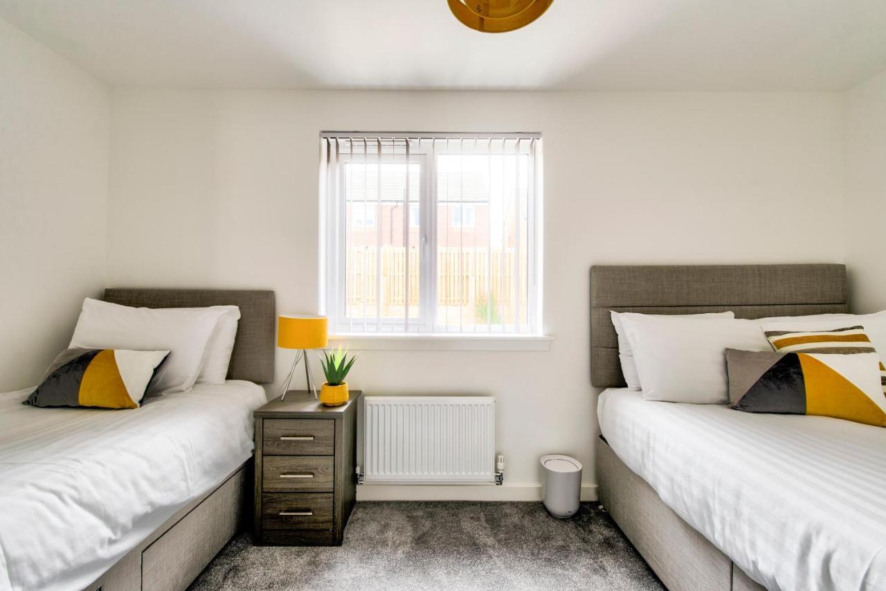 2-Bedroom Holiday Home With Private Garden & Parking EDI Exterior photo